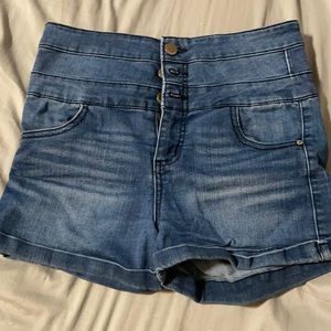 Jean stretchy shorts